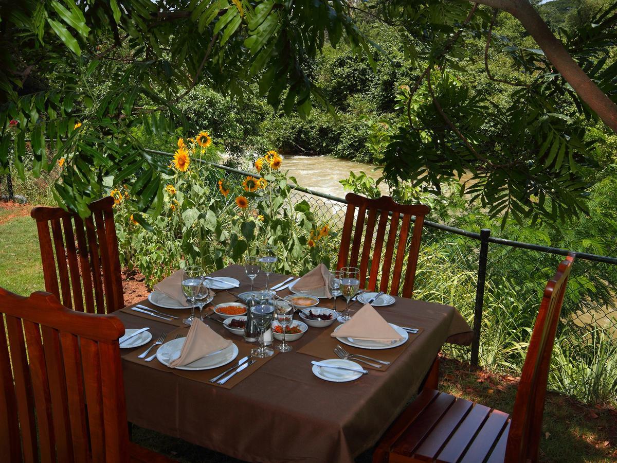 Grand & Gangula Hotel Dambulla Buitenkant foto