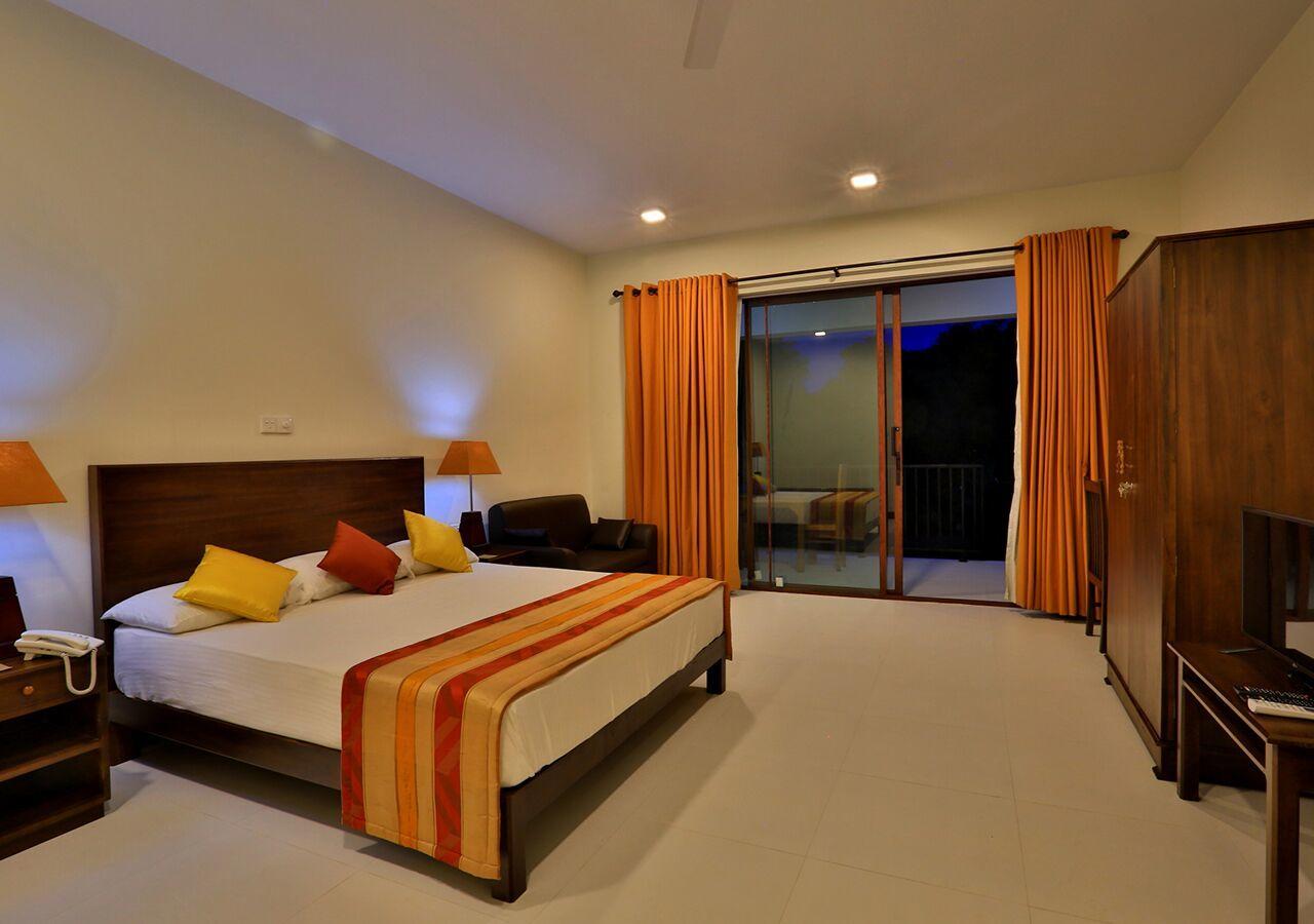 Grand & Gangula Hotel Dambulla Buitenkant foto
