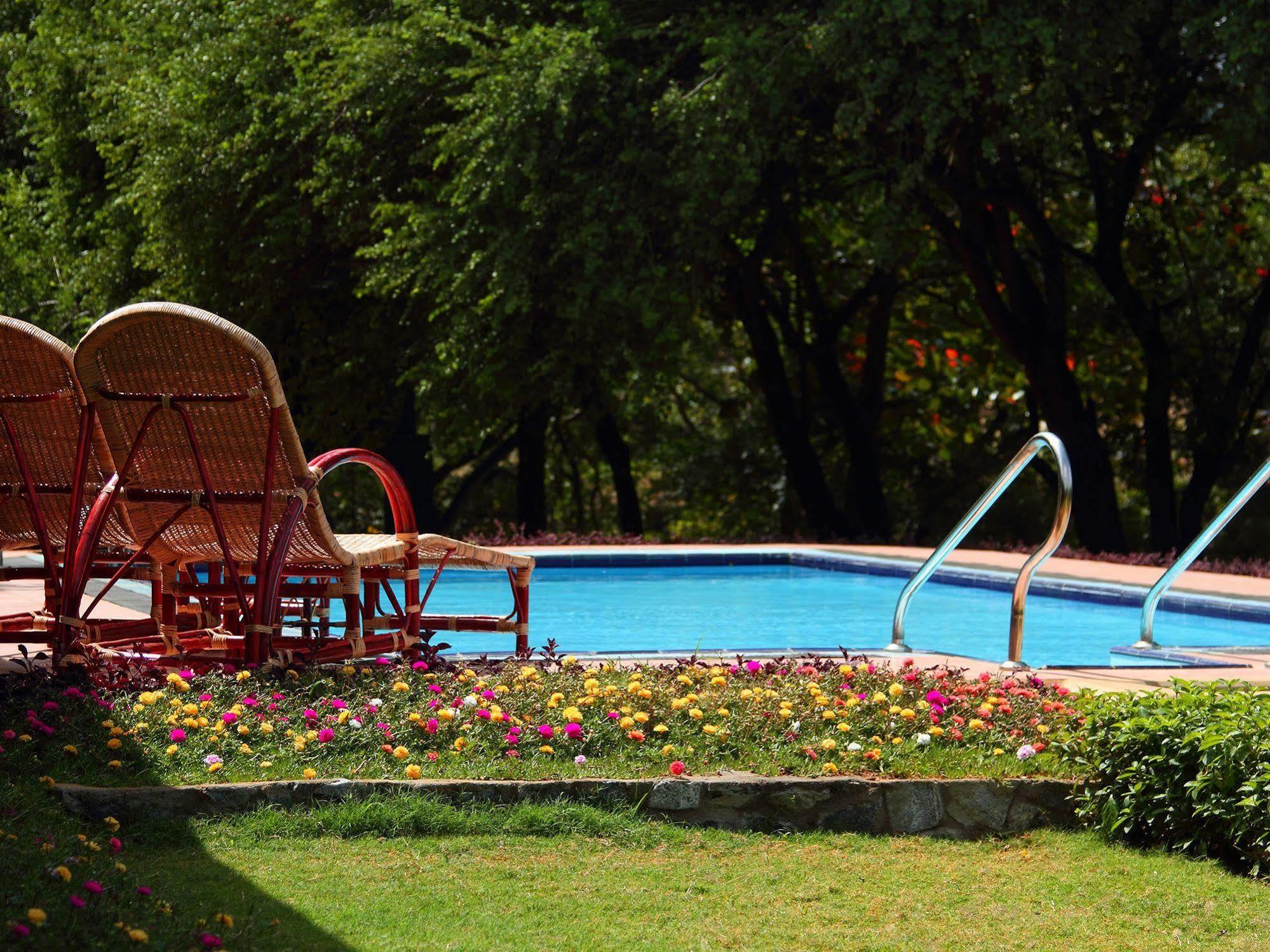 Grand & Gangula Hotel Dambulla Buitenkant foto